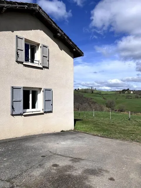 Gite De Charme Au Coeur Des Monts Du Lyonnais Chevrieres
